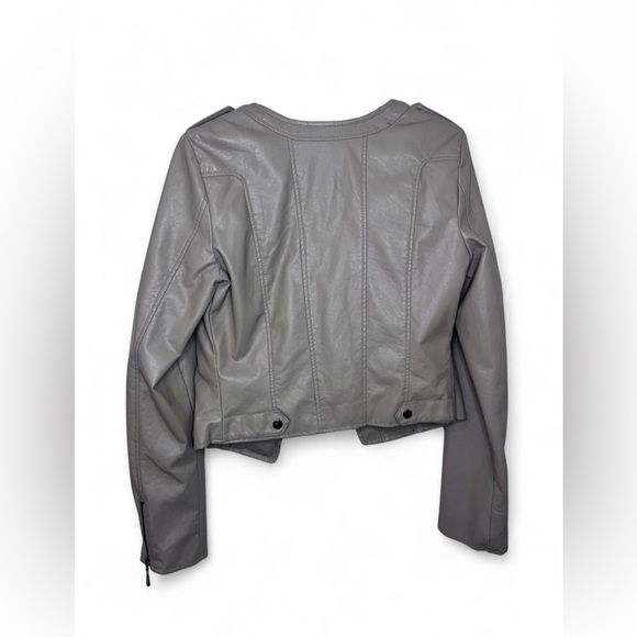 Therapy Beige Faux Leather Jacket for Women size Medium - Picture 7 of 8
